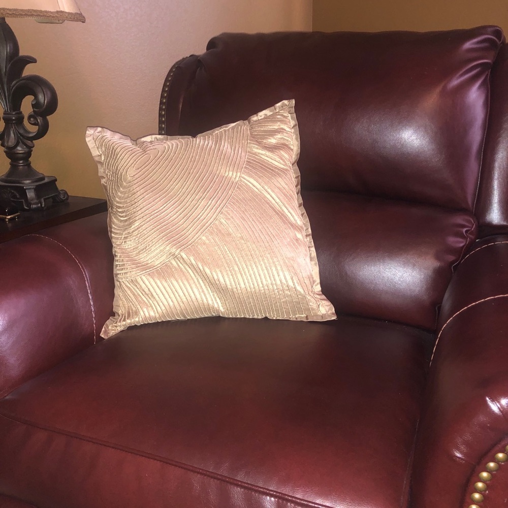 Vera Wang Throw Pillow